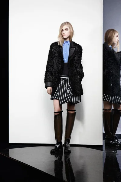 Look 9